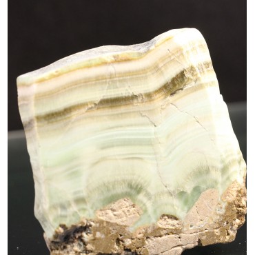 Mineral aragonito verde