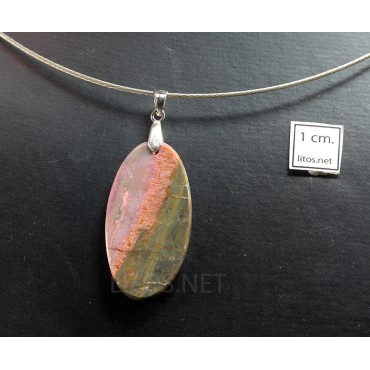 Colgante de piroxmangita