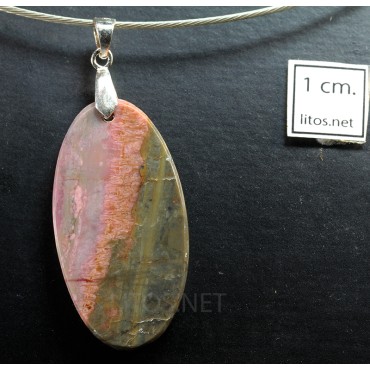 Colgante de piroxmangita
