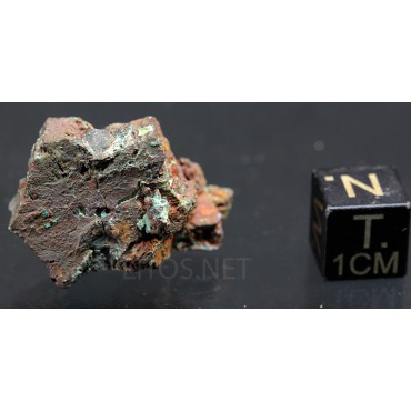 Cobre nativo pseudomorfico