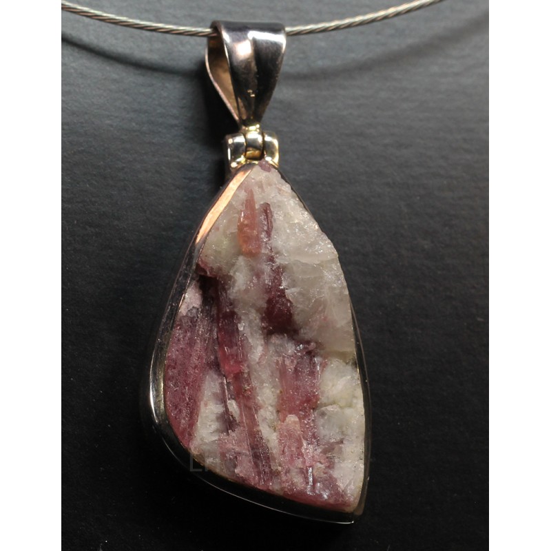 Turmalina rosa colgante
