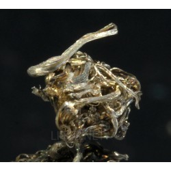 Plata nativa mineral