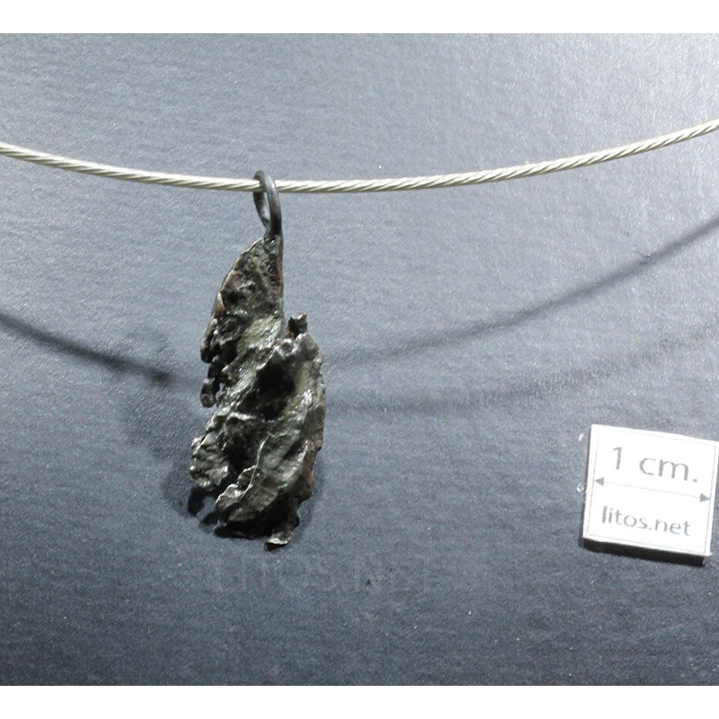 Meteorito colgante Meteorito colgante