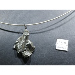Meteorito colgante