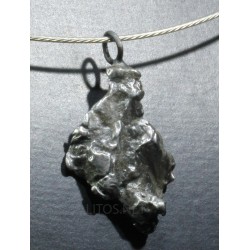 Meteorito colgante