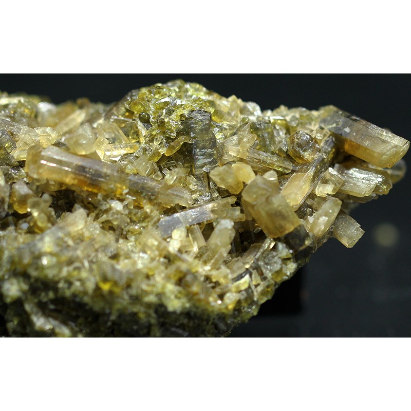 Clinozoisita Clinozoisita