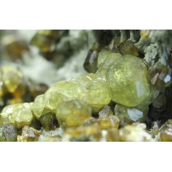 Demantoide