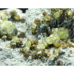 Demantoide
