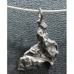 Meteorito colgante