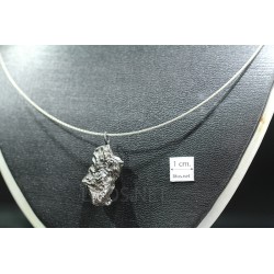 Meteorito colgante