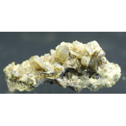 Clinozoisita
