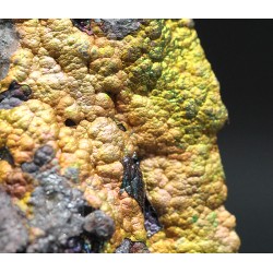 Goethita irisada