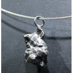 Meteorito colgante