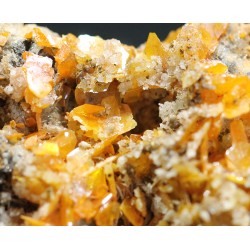 Wulfenita