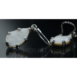 Calcedonia, Pendientes