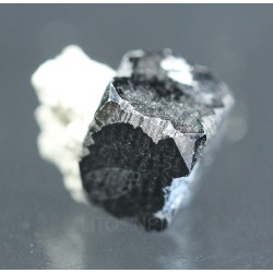 Bixbyita