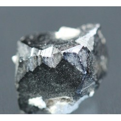 Bixbyita