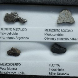 Colección de meteoritos y tectita