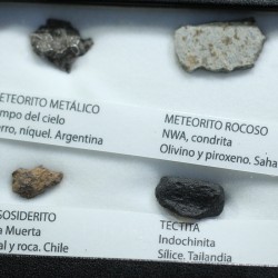 Colección de meteoritos y tectita