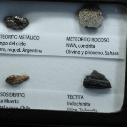 Colección de meteoritos y tectita
