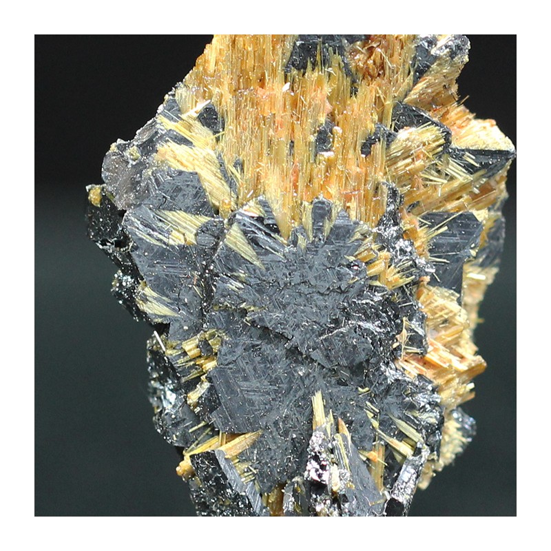 hematites con Rutilo