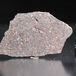 Meteorito condrita carbonácea