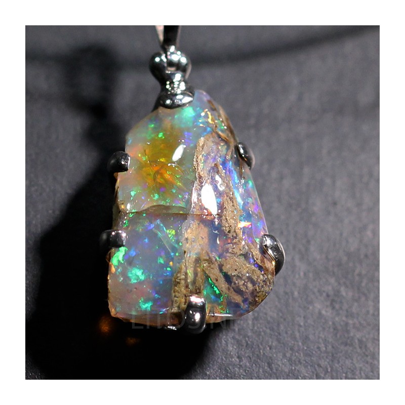 Opalo noble colgante
