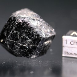 Mineral Turmalina Chorlo