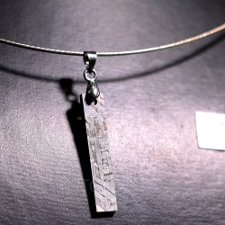 Colgante de meteorito