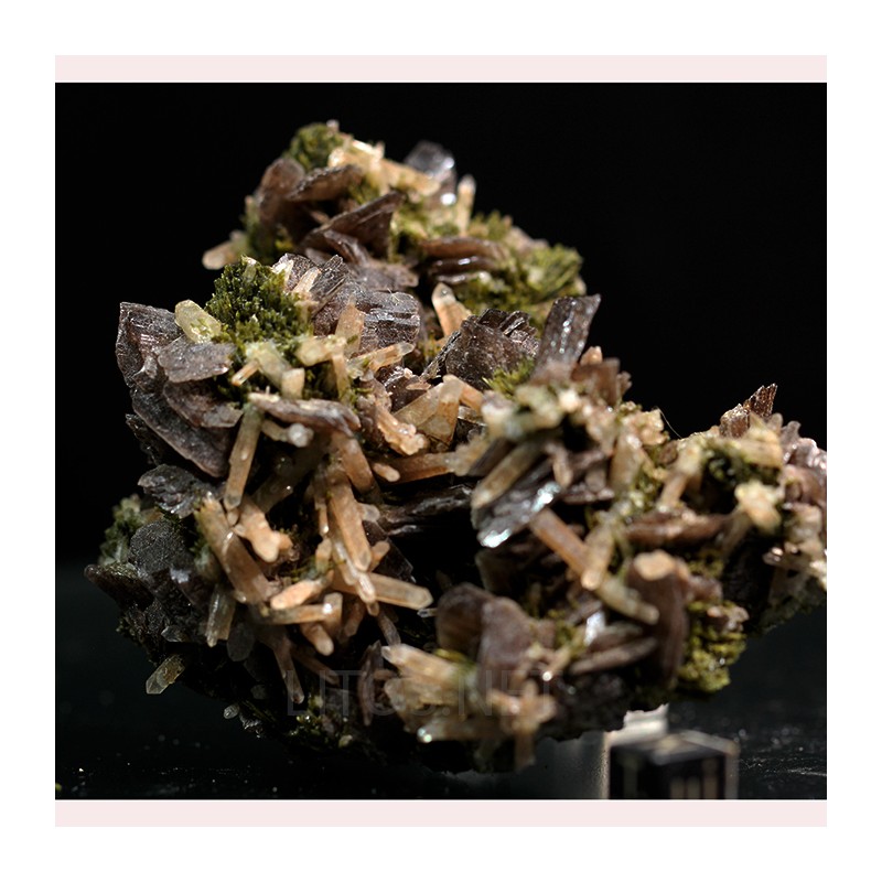 Axinita cristalizada