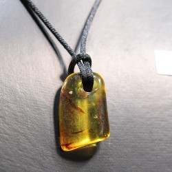 Ámbar colgante