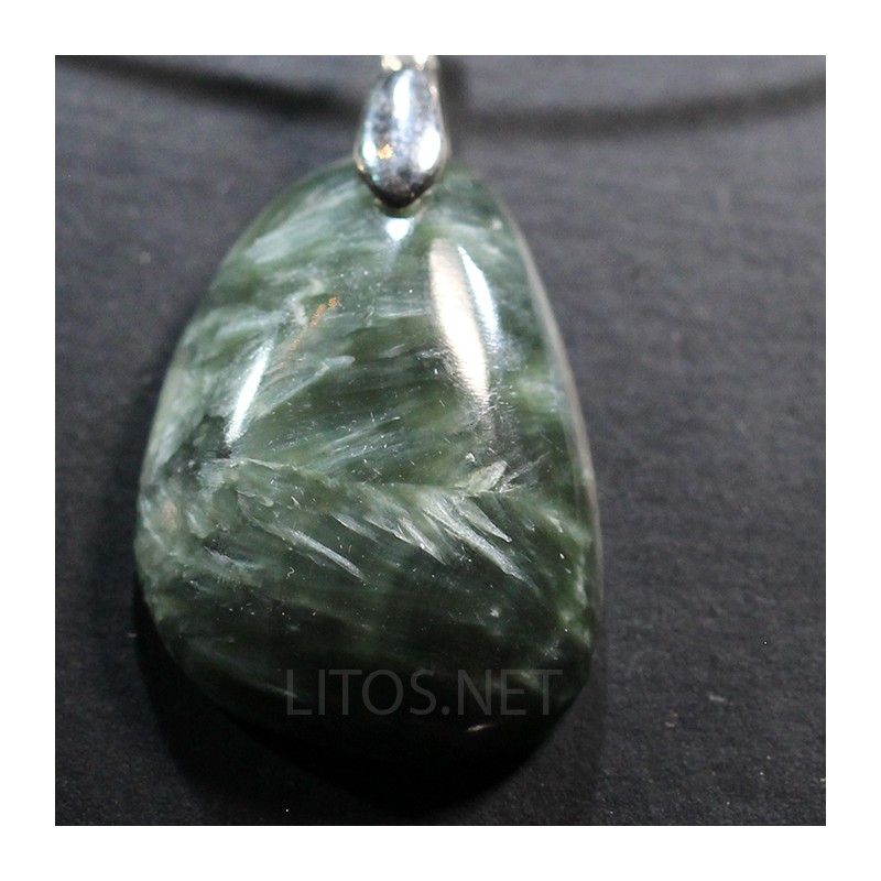 Colgante de serafinita