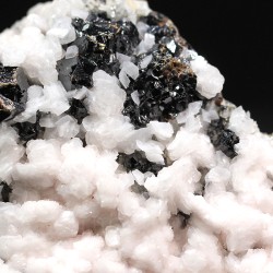 Blenda y manganocalcita