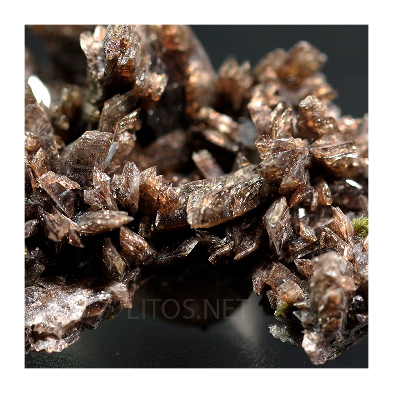 Axinita cristalizada