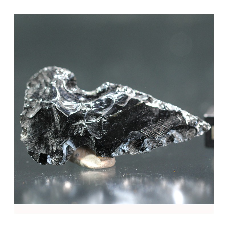 Punta de lanza obsidiana