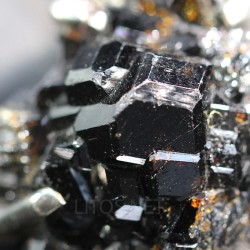 Granate almandino colgante