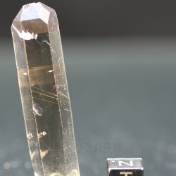 Cuarzo ahumado con rutilo