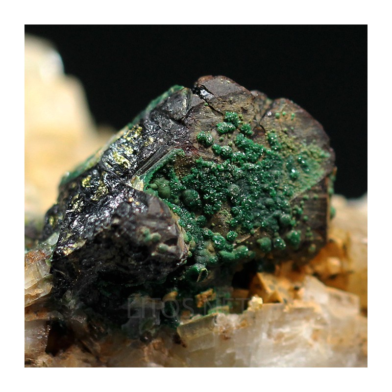 Calcopirita y dolomita