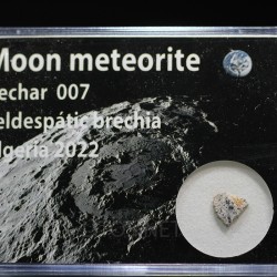 Meteorito lunar brecha anortosita