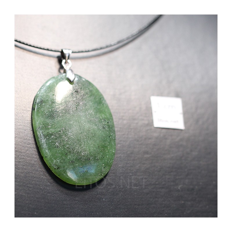 Colgante de jade