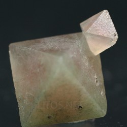 Fluorita rosa
