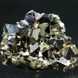 Pirita octaédrica