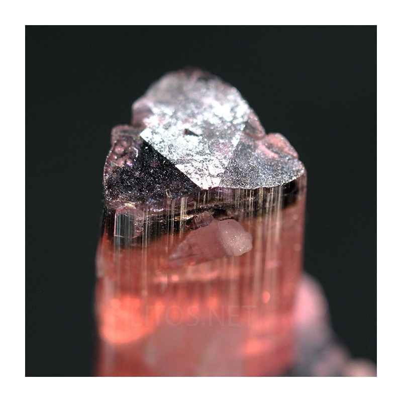 Elbaita (turmalina rosa)