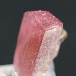 Elbaita (turmalina rosa)