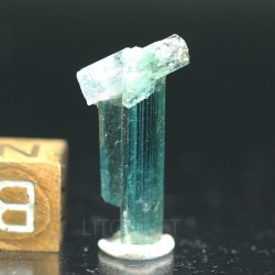 Elbaita (turmalina)