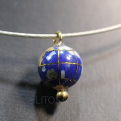 Colgante esfera del mundo