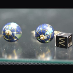 Pendientes esfera del mundo
