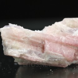 Turmalina rubelita