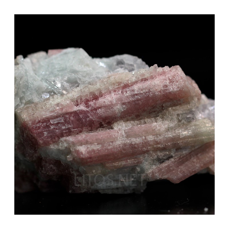Turmalina rubelita