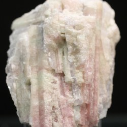 Turmalina rubelita